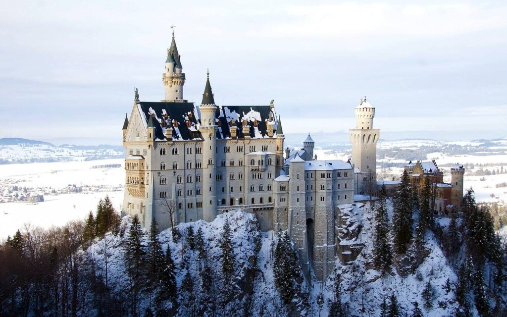 neuschwanstein snow