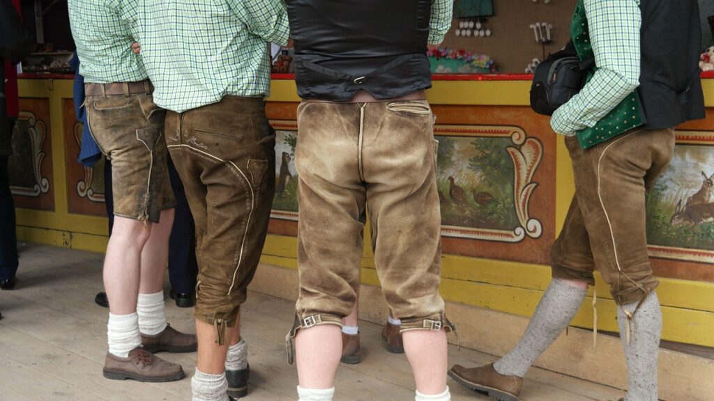 Men in Lederhosen with Loferl and Haferlschuhe