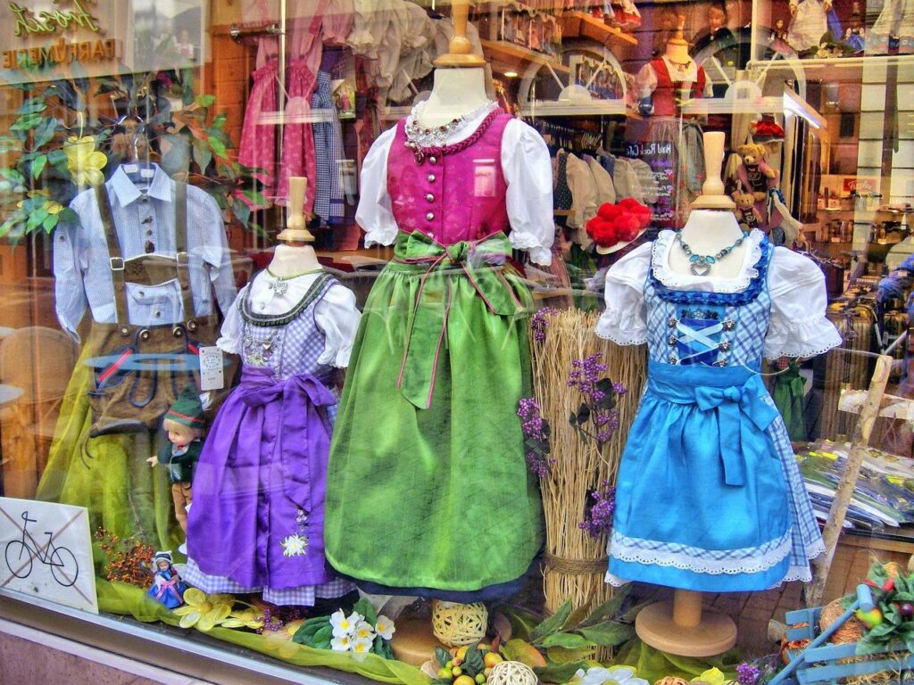 dirndl
